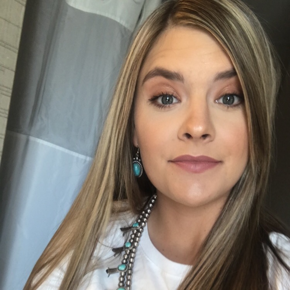 Meet your Posher, Natalie